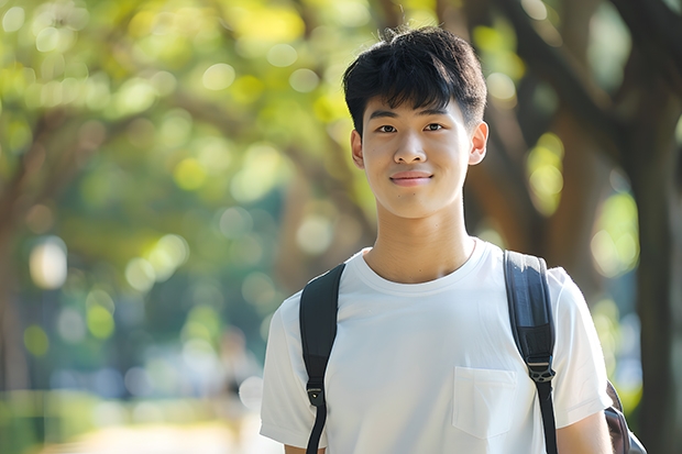 中国人民大学和中国人民解放军国防科技大学哪个好(近三年录取分数线对比)
